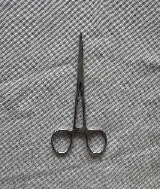 Metal Clamp / Hemostat